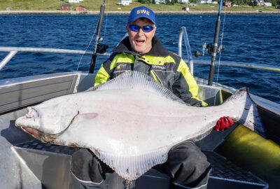 Michael Renström med stridbar flundra